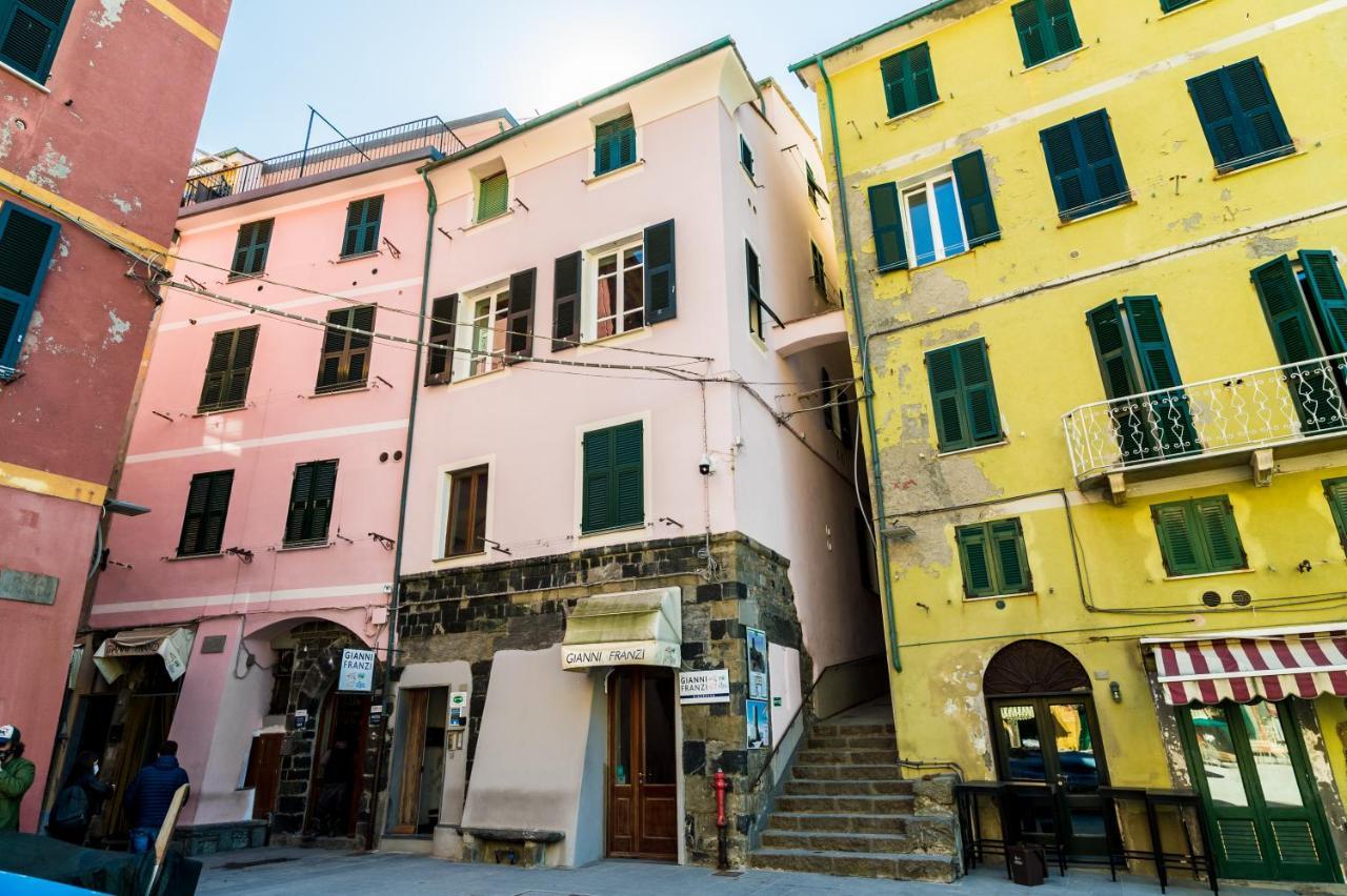 Mada Charm Apartments Piazza 베르나차 외부 사진